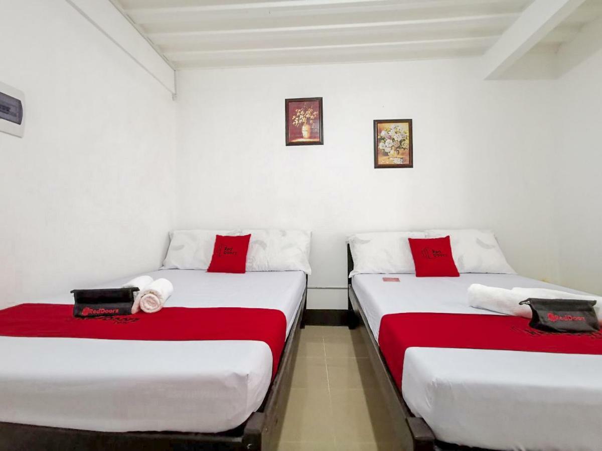เรดดอร์ซ เนียร์ ดาเวา เมดิคัลสคูล ฟาวเดชั่น Hotel Davao ภายนอก รูปภาพ