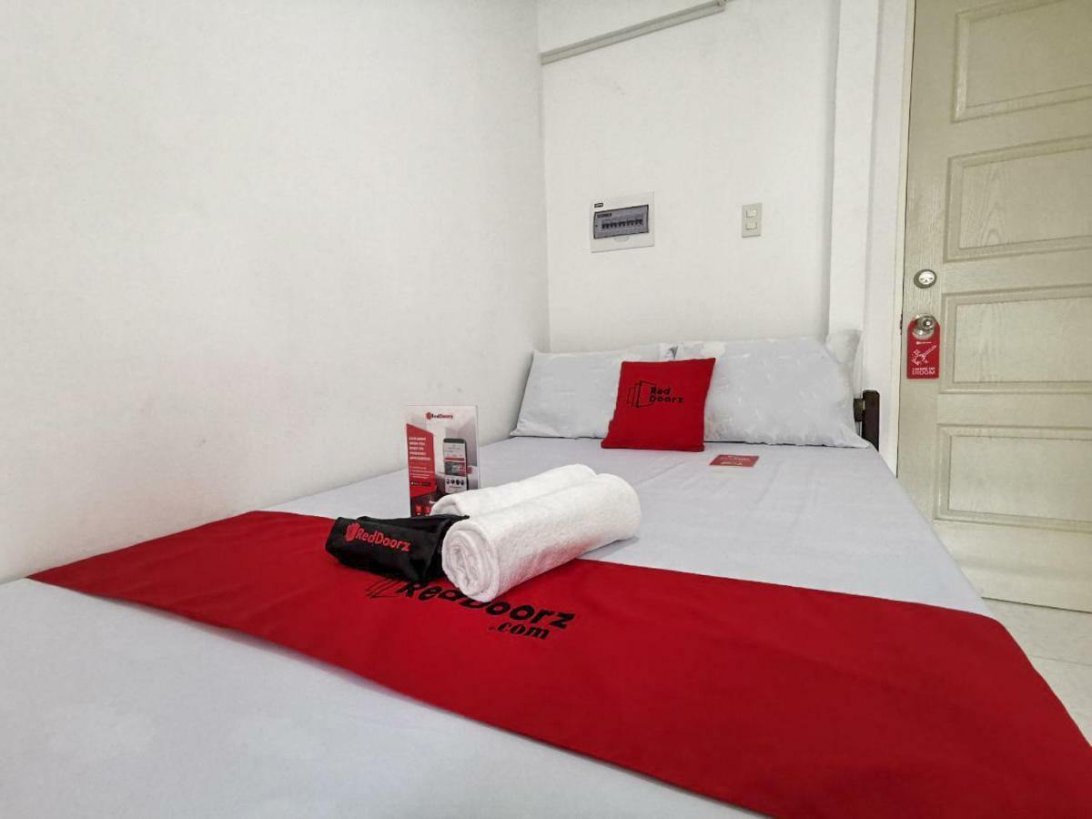 เรดดอร์ซ เนียร์ ดาเวา เมดิคัลสคูล ฟาวเดชั่น Hotel Davao ภายนอก รูปภาพ