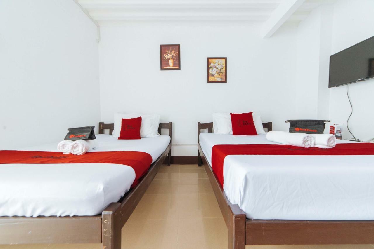 เรดดอร์ซ เนียร์ ดาเวา เมดิคัลสคูล ฟาวเดชั่น Hotel Davao ภายนอก รูปภาพ